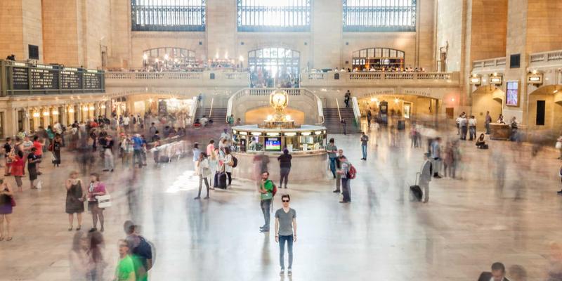 Business Platform革命：AI驱动的个性化推荐与采购预测如何重塑B2B电商